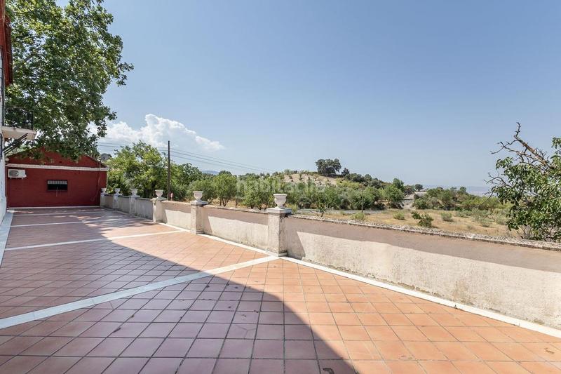 Foto 78f5aa4d-7447-4dd1-a385-24bd674f312d. Masia amb aparcament a Fargue Granada