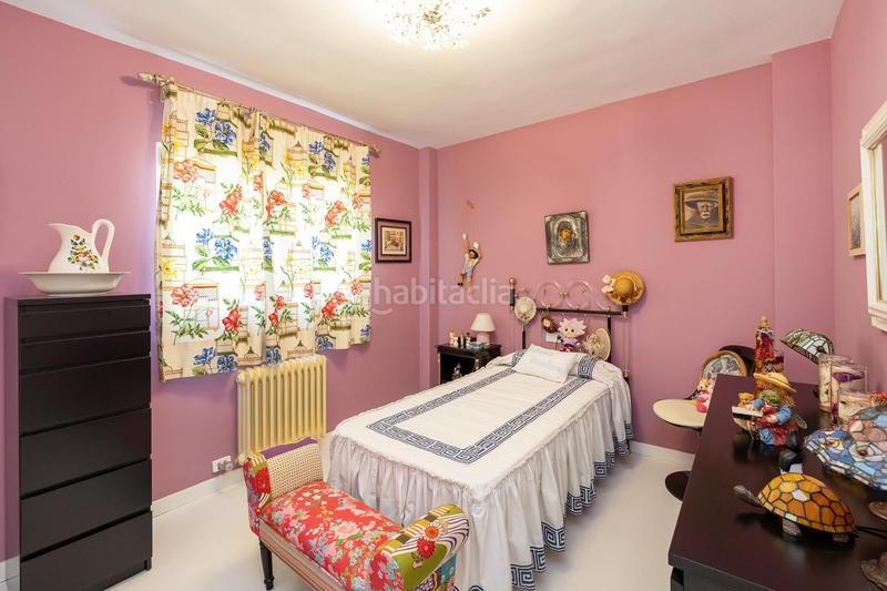 Foto 923eb20b-dc2b-4d25-8b35-3393f1485800. Chalet  independiente en urbanización los pinillos en Pinos Genil