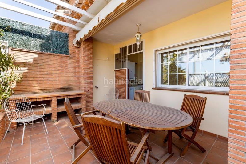 Foto 316a7540-d700-4233-b1ad-e3aba21b2a4b. Reihenhaus mit heizung parking pool in Camino de los Neveros - Serrallo Granada