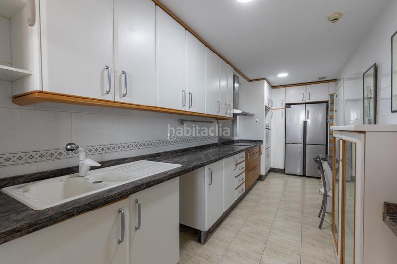 Foto 5e203a25-07ca-487a-afa1-6e088c78b6f3. Reihenhaus mit heizung parking pool in Camino de los Neveros - Serrallo Granada