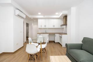 Appartement  Calle calle ribera del beiro, 21. Totalmente reformado, junto mondragones, 3 dormitorios 2 baños