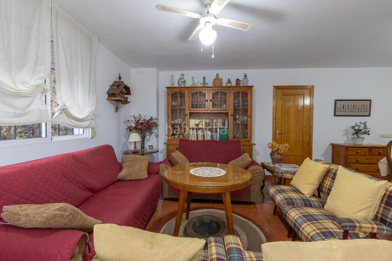 Foto 2d2d6926-af43-45e6-bce1-5f78e091c458. Chalet la vida que te mereces empieza aquí! chalet con piscina y planazos incluidos en Cúllar Vega