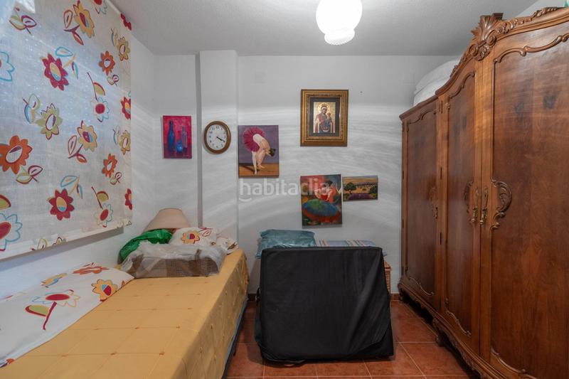 Foto 3e5ab46b-cafb-4e9c-98af-b2eed6bcd360. Chalet la vida que te mereces empieza aquí! chalet con piscina y planazos incluidos en Cúllar Vega