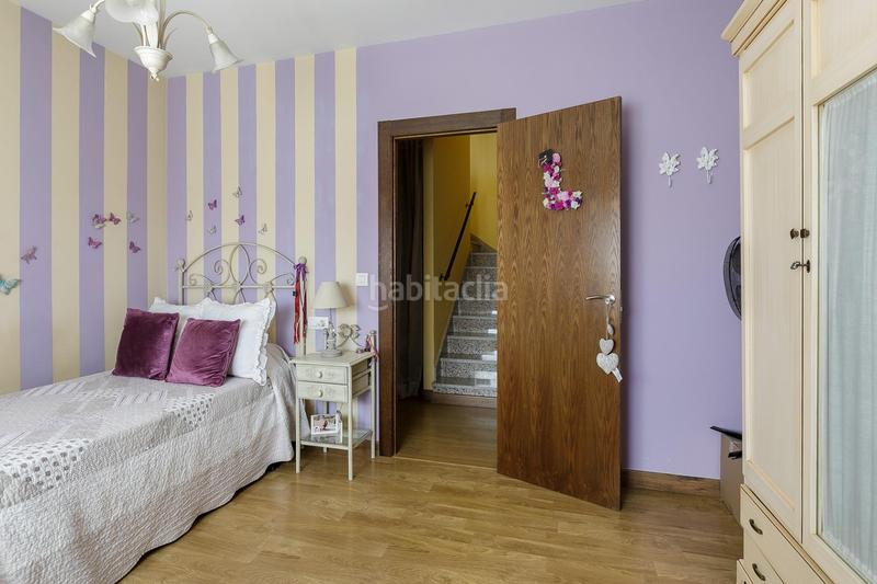 Foto 9e9529e4-cfdd-4adb-a3d0-8b923d48da94. Casa adosada tu hogar ideal te está esperando! en Santa Fe