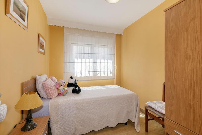 Foto fa9cf852-d518-438d-8a79-a0dcd852a2da. Casa adosada tu hogar ideal te está esperando! en Santa Fe