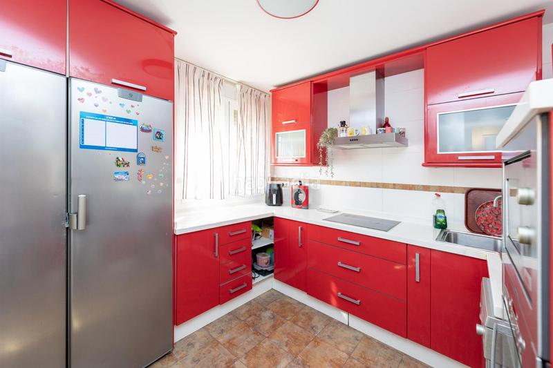 Foto f05f4b9c-658c-4219-b5d6-b1c52ae47dd6. Chalet venta de chalet independiente granada en Huétor Vega