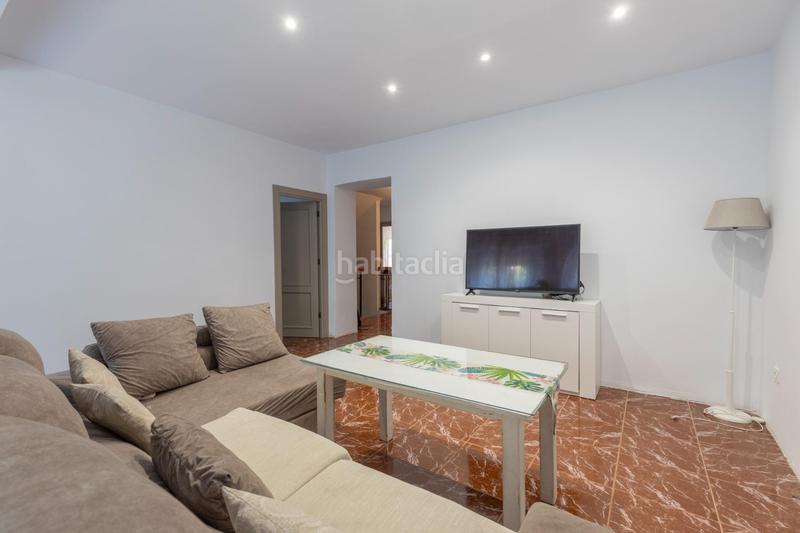 Foto 2f4da54e-f64b-4866-9047-7a880b916974. Casa a avenida de andalucía 73 a Padul