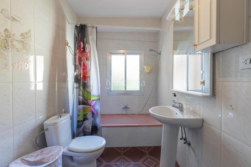 Foto 84031b27-3a77-4842-9ebd-b1e76fcc1bdf. Casa a avenida de andalucía 73 a Padul