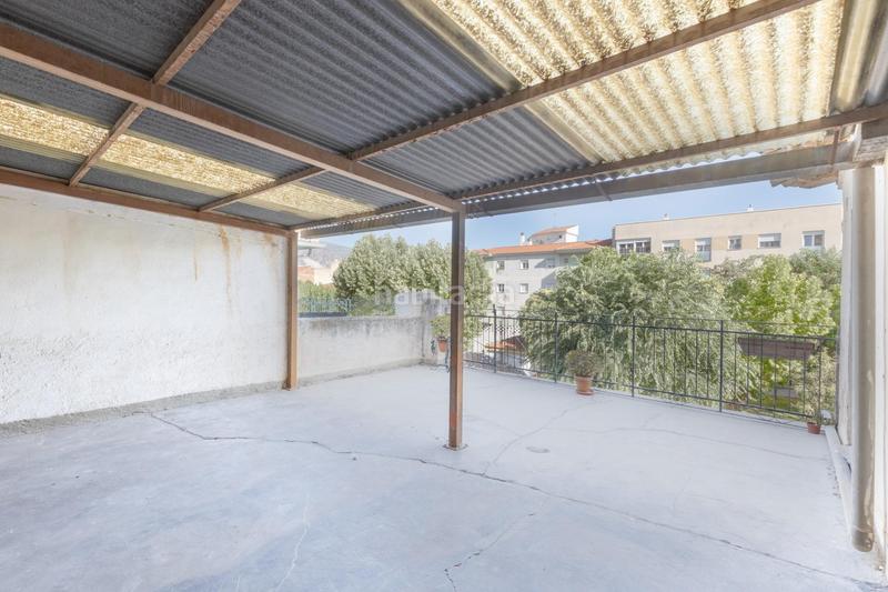 Foto f24e5e3f-d48b-460e-8ce0-702215d6a3f7. Casa a avenida de andalucía 73 a Padul