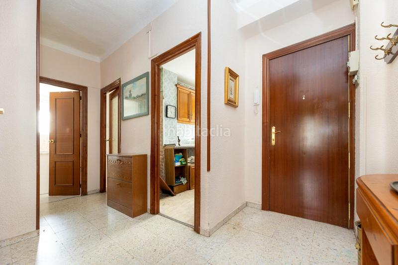 Foto 8f46418a-6d1b-43e3-8172-402eb060bac5. Piso fantástico piso junto instituto astrofísica en Granada