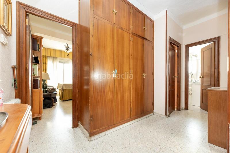 Foto c2662909-b5b4-4c79-9650-bbb510a9a658. Piso fantástico piso junto instituto astrofísica en Granada