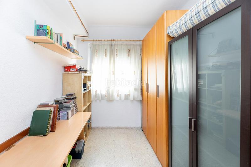 Foto da0d3d61-b2fe-40a9-8568-7e61ab81e3ba. Piso fantástico piso junto instituto astrofísica en Granada