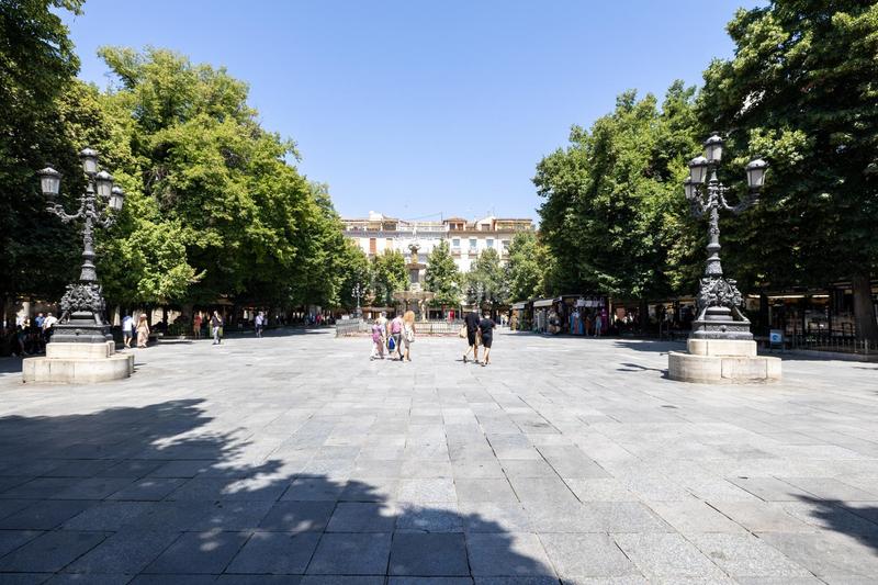 Foto 0396594e-cb76-43c7-af40-2399e08679d7. Piso en calle san sebastian 7 en Centro - Sagrario Granada