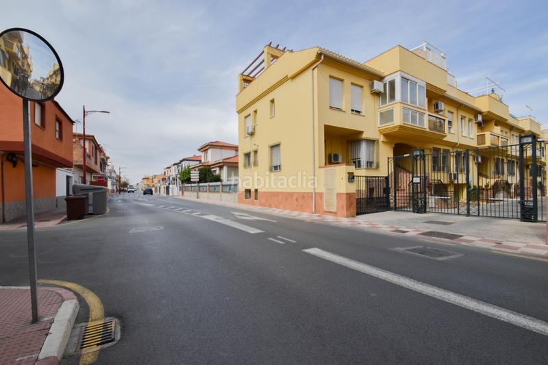 Foto e1adcaca-6ece-4654-b4e7-42f2ec5777a7. Casa adosada magnifica casa en Poniente Armilla
