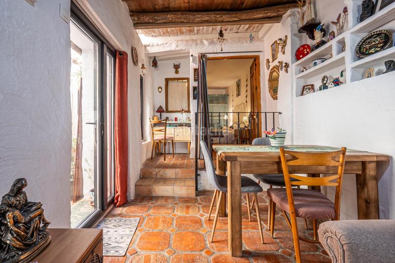 Foto c3afdec3-9599-4e96-8f9b-ec224f34409f. Casa adossada amb calefacció a Nigüelas