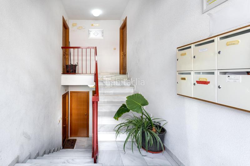 Foto b9ca1647-f1fb-4ba7-a1bf-4f102718ca4d. Pis amb aparcament a Cenes de la Vega