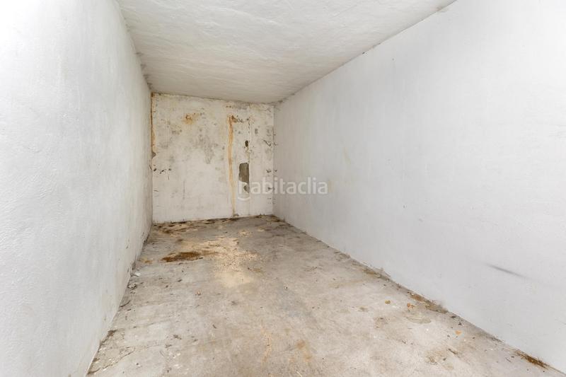 Foto f5fb3a4b-3635-4a4d-b51f-dff239cccc73. Pis amb aparcament a Cenes de la Vega