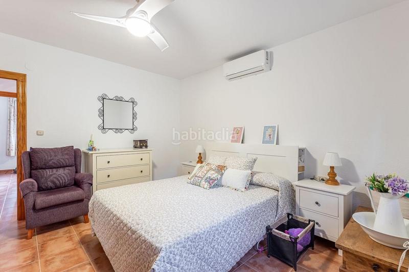 Foto cb68f4c7-03d5-44c6-8dda-2a6784e95585. Chalet con riscaldamento parcheggio piscina in Padul