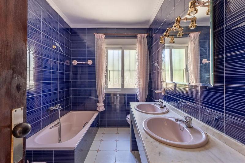 Foto 42a91329-dbe5-46fb-ae2c-4dc44503b074. Chalet mit parking pool in La Zubia Ciudad Zubia (La)