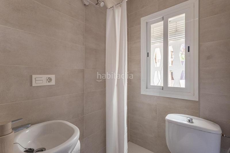 Foto 7cbc46a2-2840-44aa-abb2-53725a42e975. Chalet mit parking pool in La Zubia Ciudad Zubia (La)