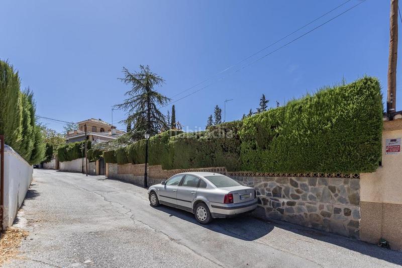 Foto a1cbae34-609f-4855-886c-20d22834a099. Chalet mit parking pool in La Zubia Ciudad Zubia (La)