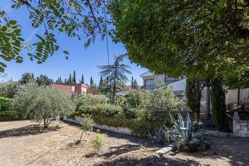 Foto fcd48452-75b1-44ec-82da-8c5128711110. Chalet mit parking pool in La Zubia Ciudad Zubia (La)