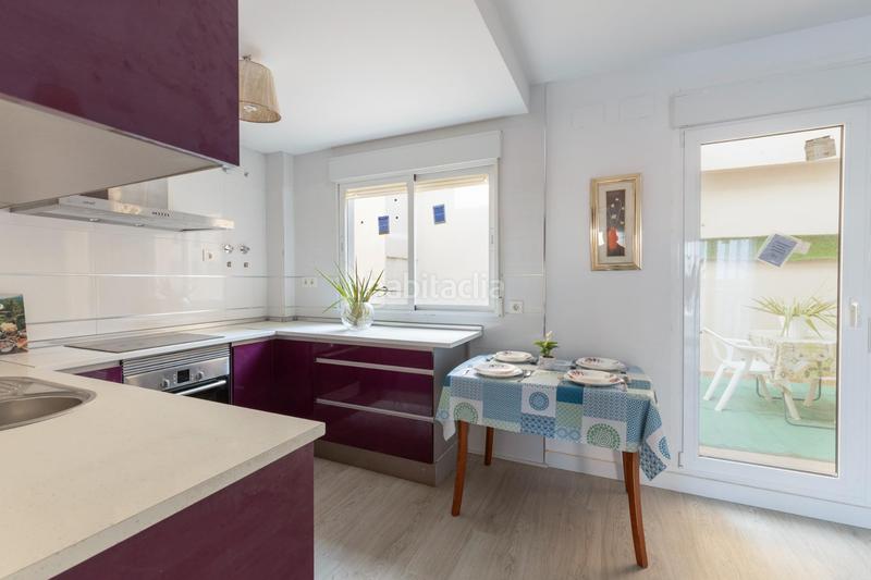 Foto bc2c3c29-a0a8-460c-a71b-3a4199d6dd4d. Flat in Avda. De los Ogíjares Armilla