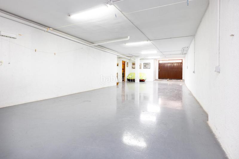 Foto bd0a7d05-675b-47a6-ad9b-13d045ffd521. Haus mit parking in Maracena