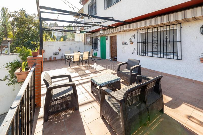 Foto 3e311308-4e4b-4deb-8e1f-405edb82020f. Xalet amb calefacció aparcament piscina a Dílar