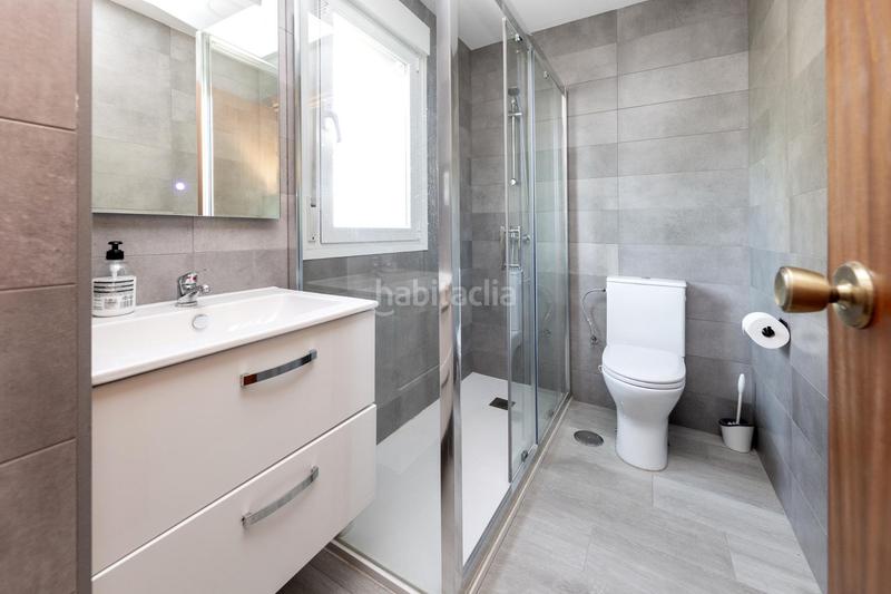 Foto 4399e969-fe6d-42a8-90ca-14984e595f60. Xalet amb calefacció aparcament piscina a Dílar