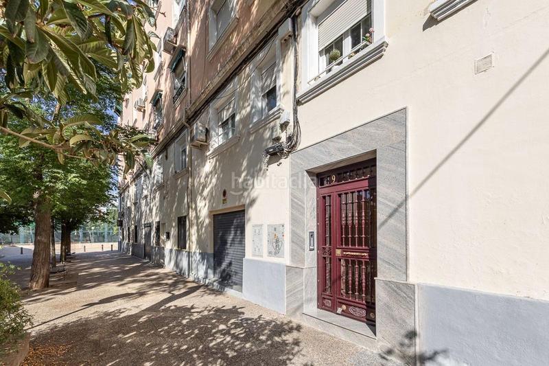 Foto 9491082d-8b5a-45fa-835d-998c618d71b7. Piano terra in Crta. De la Sierra Granada