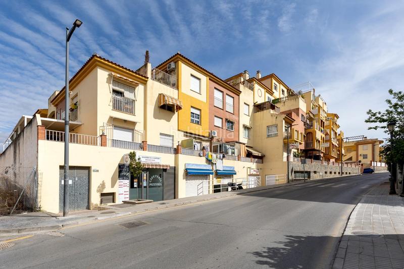 Foto d64e148d-9c46-4329-aea4-60ef7678e468. Dúplex amb piscina a Gójar