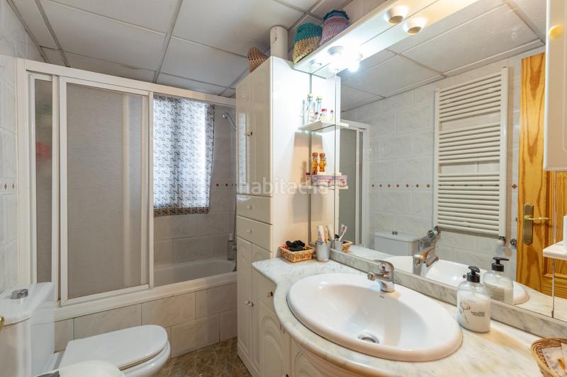 Foto ea7d6b19-7a8c-430c-a28a-5875b2478f47. Casa bifamiliare in calle de goya 6 in Poniente Armilla