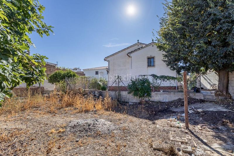 Foto b374c83e-232d-428f-afa6-ddcddb488375. Casa amb aparcament a Ogíjares