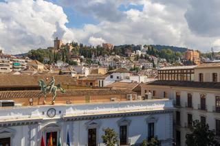 Appartamento in San Matías - Realejo. Gran piso en plaza del carmen frente al ayuntamiento.