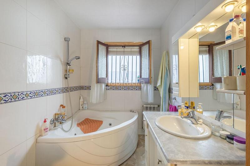 Foto c6325b6d-f08d-474c-9b18-c0aed83b0c34. Maison avec chauffage parking piscine dans Barrio de Albaicín Granada