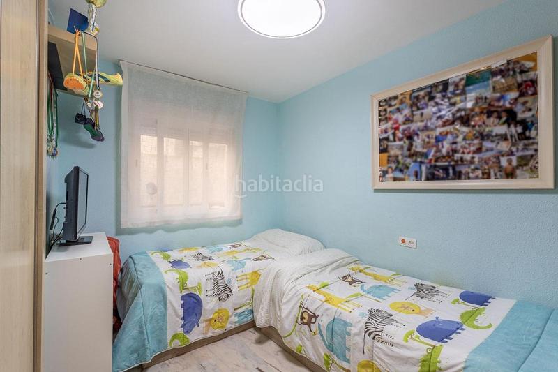 Foto 7fac9ace-ec35-4109-9680-93aa063f86ba. Piso bonito piso en Centro Salobreña