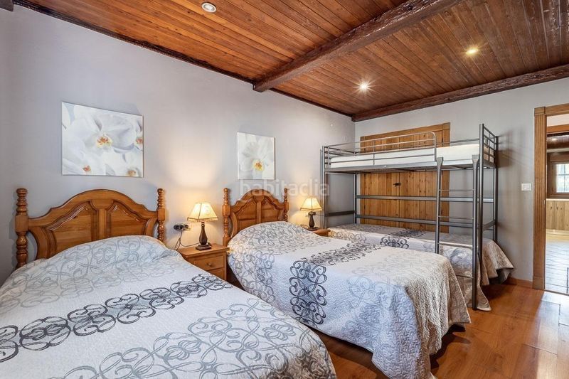 Foto be119082-4b28-408c-915a-73dee02ded7a. Masia amb piscina a Atarfe