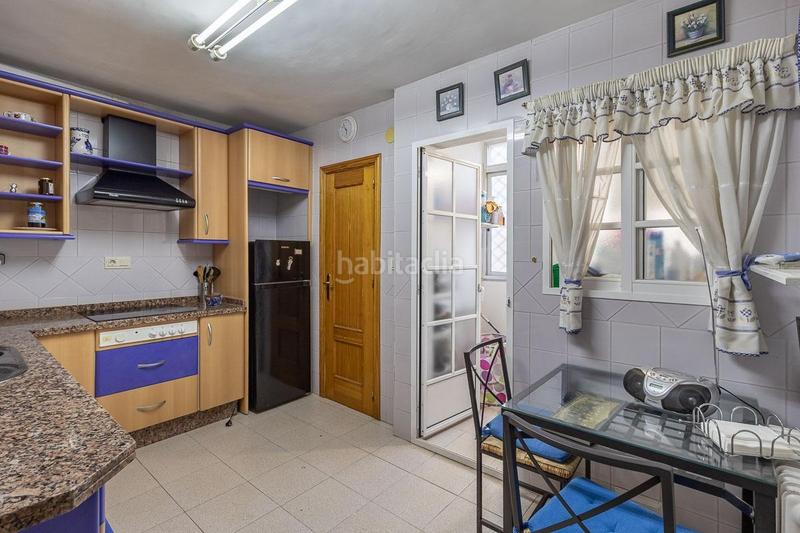 Foto 473df0a6-63c1-4b09-b1fa-b32150bc0bd8. Chalet con riscaldamento parcheggio piscina in Cenes de la Vega