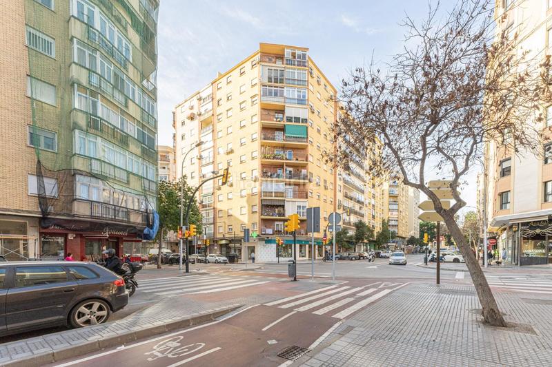 Foto 0ed80a91-4054-4da6-9494-e460f0a3bbab. Office space with heating in La Trinidad Málaga