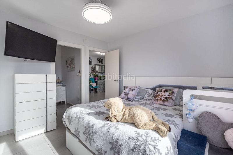 Foto 8e823bc4-84f1-4d44-9671-82c877d25f1d. Piso  reformado en el zaidín en Barrio de Zaidín Granada