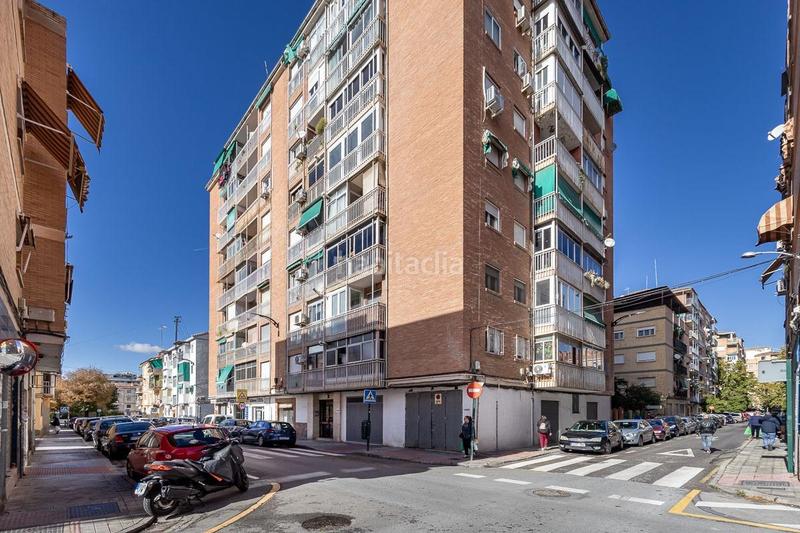 Foto b7dbb656-c701-4dda-9801-85c359a92471. Piso  reformado en el zaidín en Barrio de Zaidín Granada