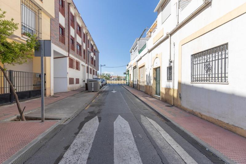 Foto b9ff2d4d-63b8-4ad2-a58e-39f1b4c6df9b. Àtic a Avda. De los Ogíjares Armilla