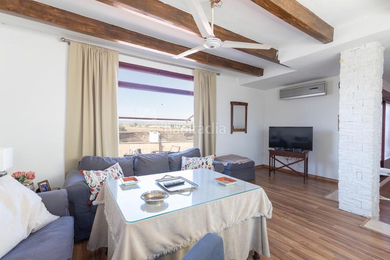 Foto ff7ff738-f837-43d4-9341-5d7a9127ce2f. Àtic a Avda. De los Ogíjares Armilla