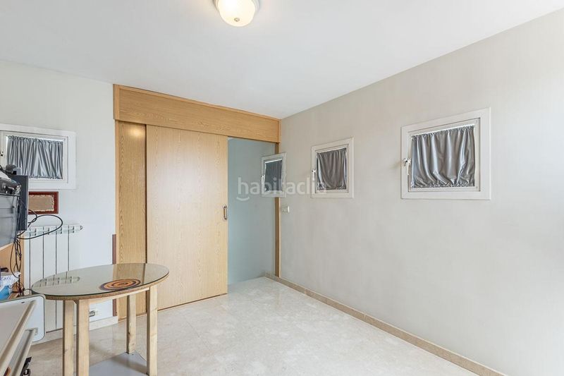 Foto 49209fd1-a7b2-4db3-96a6-71e4dd87e598. Casa amb aparcament piscina a Peligros