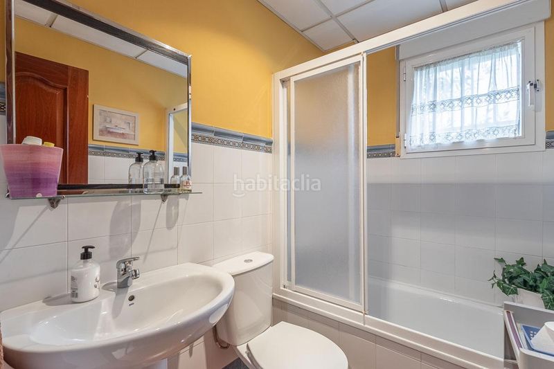 Foto d821e5da-d5a3-44ac-a9a7-bd96800b1d14. Casa amb aparcament piscina a Peligros