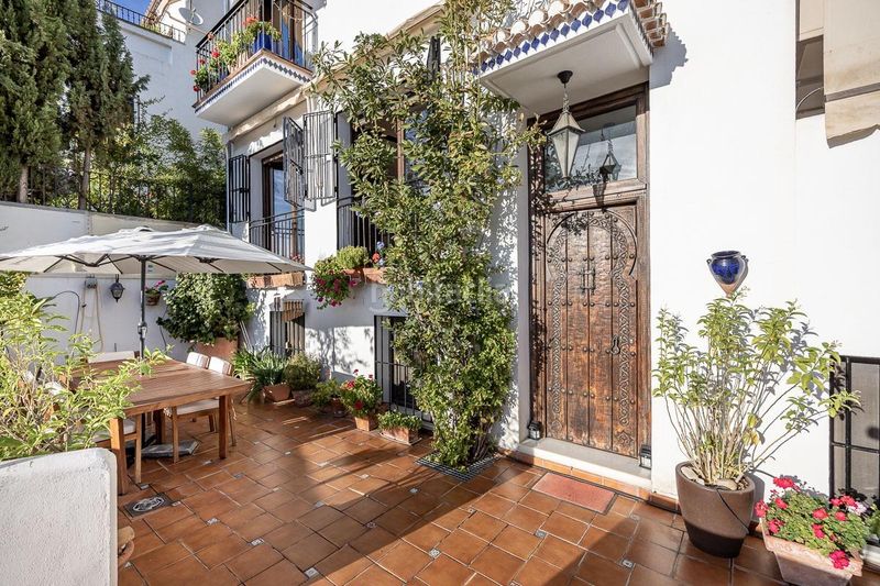 Foto cf5b77fd-ba1e-4f7f-b669-41a62a3aef51. Casa amb calefacció aparcament piscina a San Ildefonso Granada