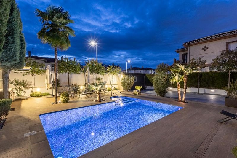 Foto 28d7fb43-b759-401e-98b5-3b09dc1a4d6f. Xalet amb aparcament piscina a Gójar