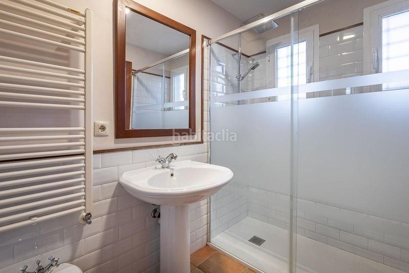 Foto d768edbb-b282-4070-9122-3236785fa5c3. Xalet amb aparcament piscina a Gójar