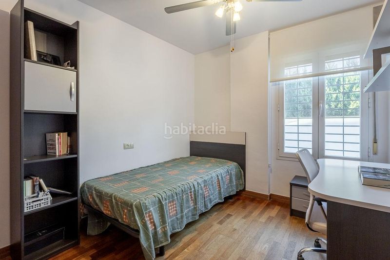 Foto ec39deb6-43c2-400b-8e98-282b607973b3. Xalet amb aparcament piscina a Gójar